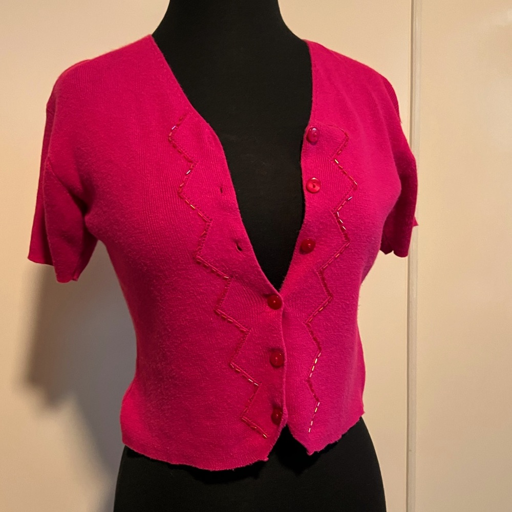 R&K Original Petite short sleeved pink button down sweater cardigan, bead, 4P.